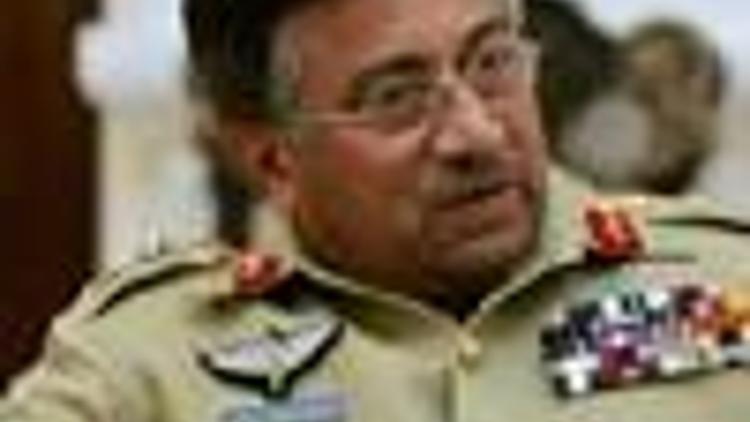 Pressure mounts but Musharraf wont quit