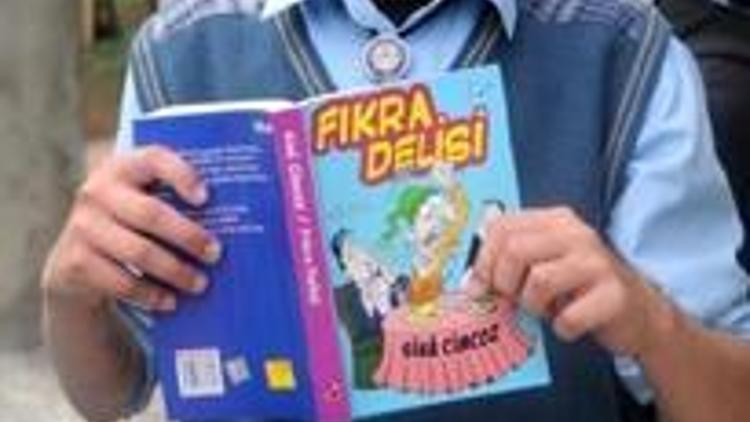 İlköğretim okulunda müstehcen fıkra krizi