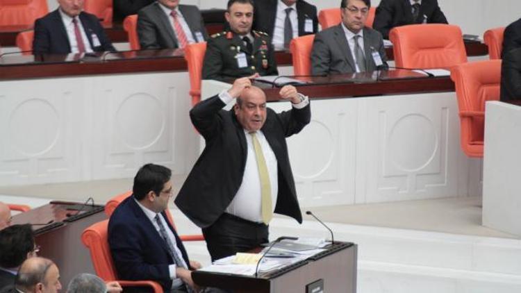 CHPnin önergesini AK Parti grubu yanlışlıkla kabul edince tartışma çıktı