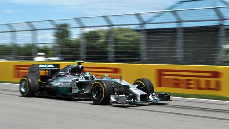 İlk cep Mercedesin Alman pilotu Rosbergin oldu