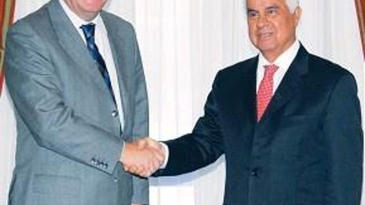 Kıbrıs’ta müzakereler 26 Mayıs’ta
