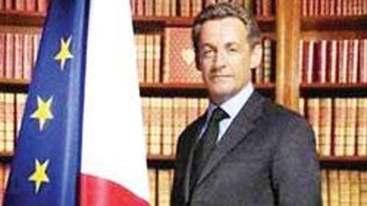 Sarkozy tablosu da kalkabilir