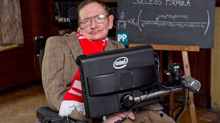 Hawking futbolun formülünü verdi