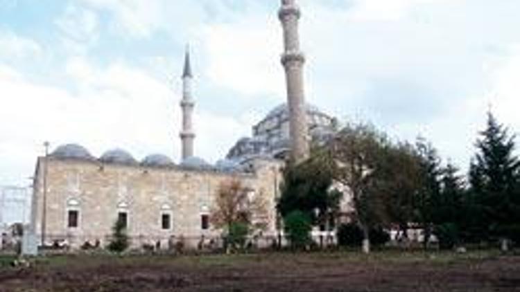 Fatih Camisi artık ağaçsız