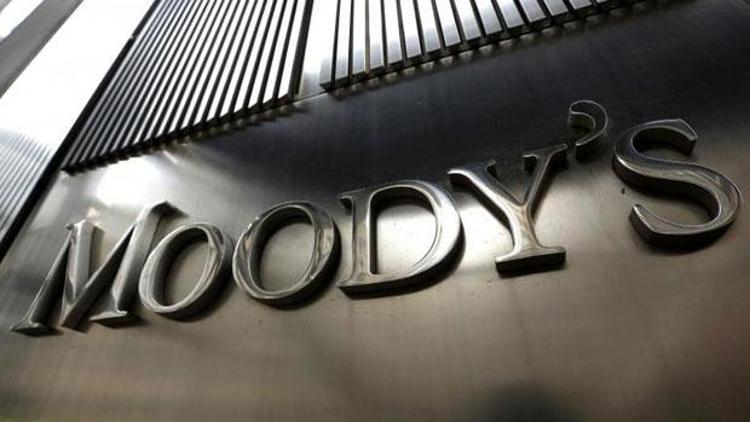 Moodys Rusyadaki 7 finansal kuruluşun notunu düşürdü