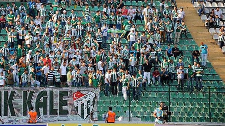 Galatasaray maçında görülmemiş protesto