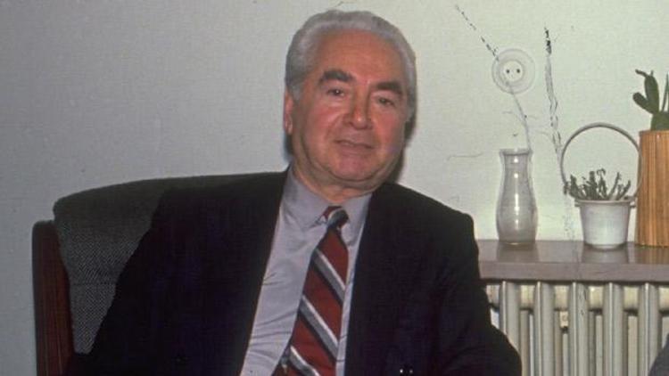 Prof. Muammer Aksoy anılıyor