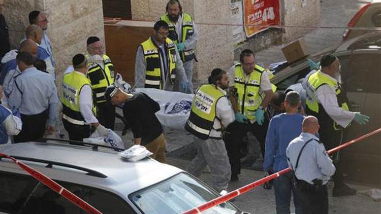 Kudüste sinagog saldırısı: Dört ölü