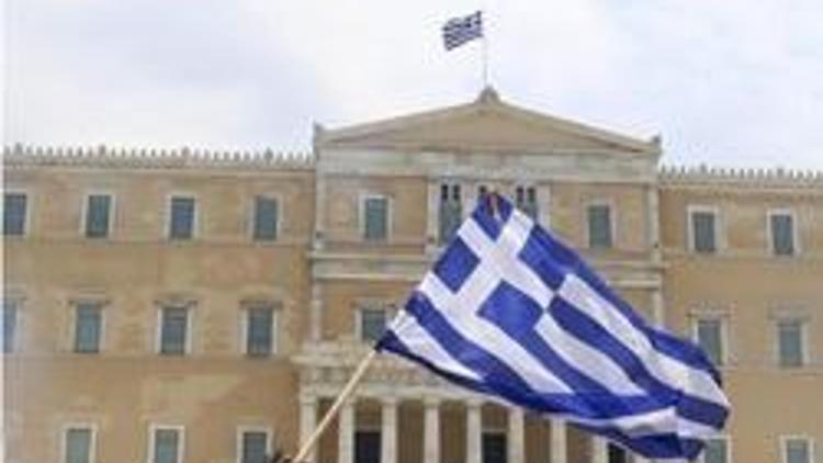 Yunanistan çaresizlikten ‘savaş tazminatı’ defterlerini açıyor