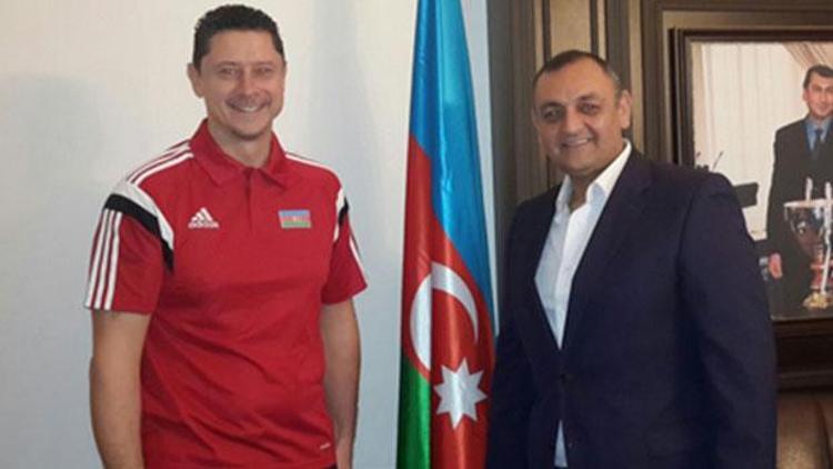 Azerbaycan voleybolu Bülent Karslıoğluna emanet