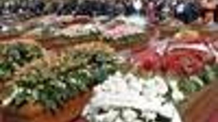 Italy lays to rest its quake victims