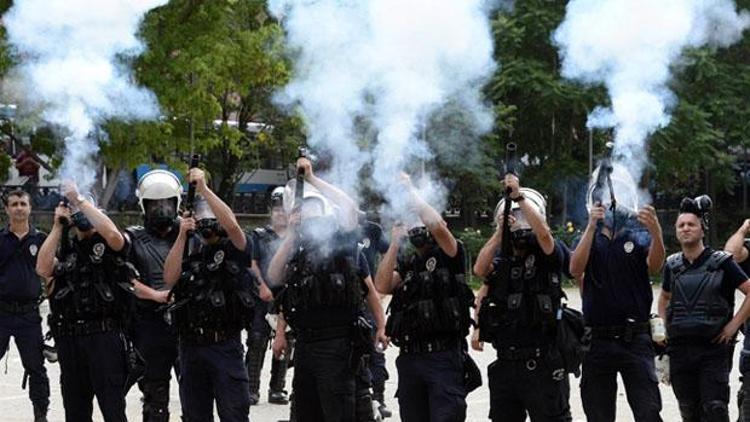 Polis kimyasal savaşa hazırlanıyor