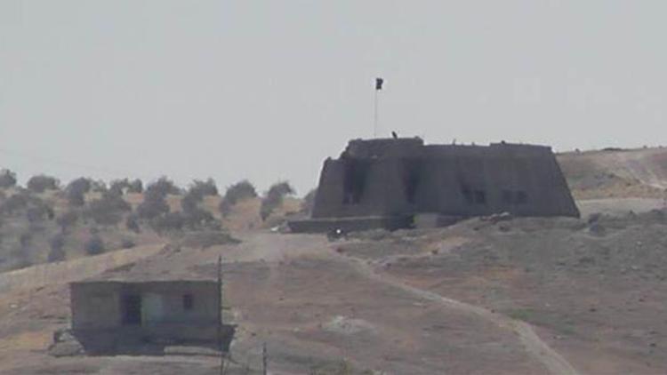 Türkiye sınırındaki bir köyün kontrolü daha IŞİDin eline geçti