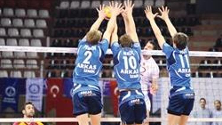 Final gibi maç Halkbank-Arkasspor