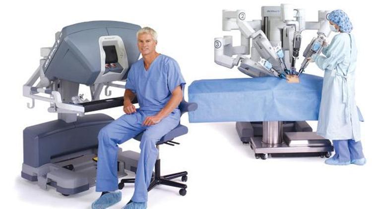 Türkiye’de 21 ameliyathanede robot cerrah bulunuyor