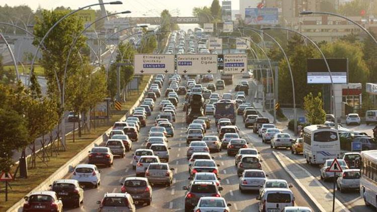 Ankara trafiğinde tatil bitti