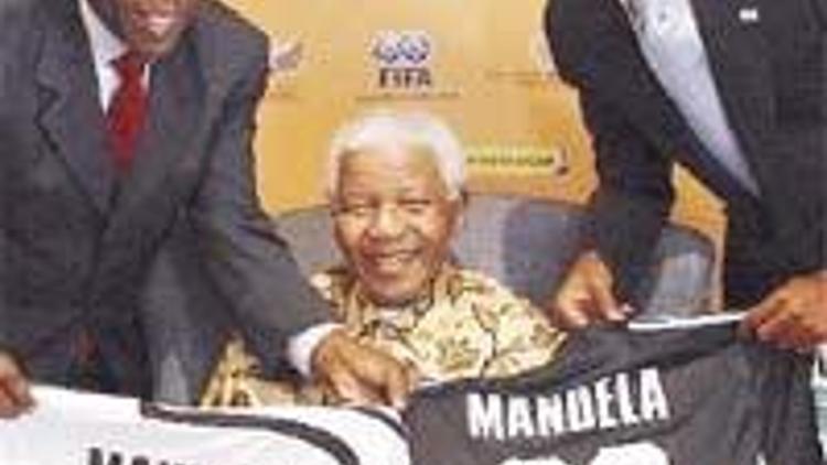 Mandela’ya Pele’li Eto’o’lu doğum günü