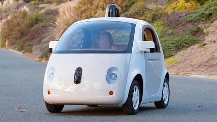 İşte Googleın tamamlanan sürücüsüz otomobili