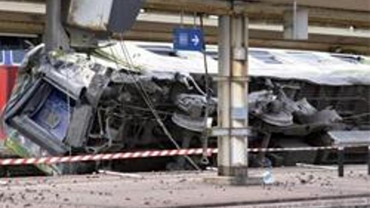 Fransada tren faciası: 6 ölü, 22 yaralı