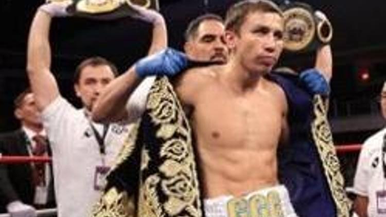 Kazak Golovkin unvanını korudu