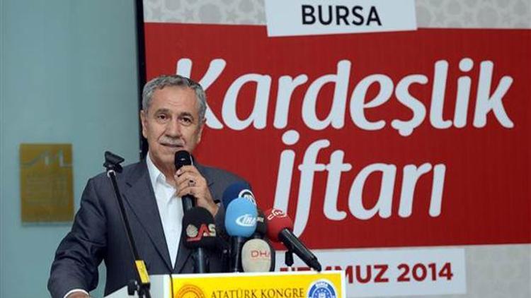 Başbakan Yardımcısı Arınçtan, Hakan Şükür hatırlatması