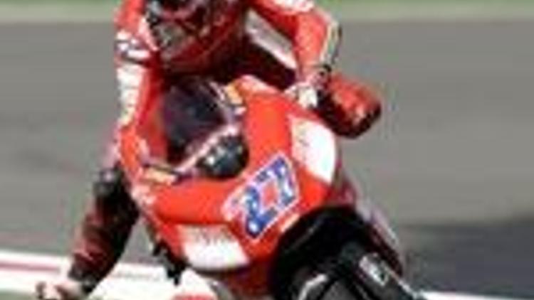 MotoGPde günün en hızlısı Casey Stoner