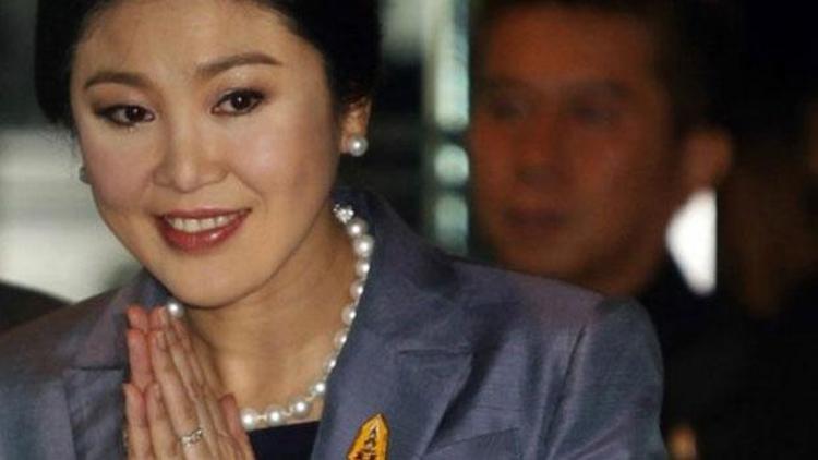 Tayland Başbakanı Yingluck mahkeme önünde