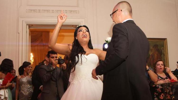 Türk diplomat Bosuter, Mısırlı güzelle evlendi
