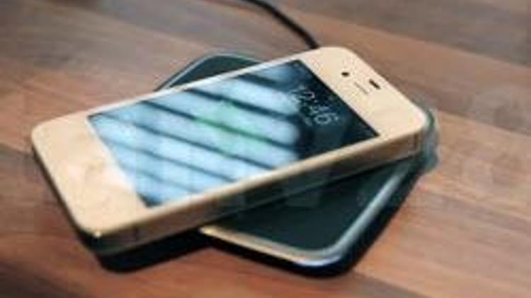 iPhonea kablosuz şarj