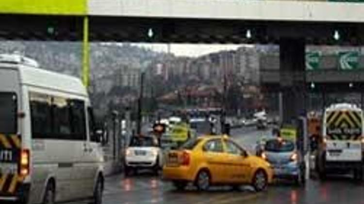 Köprü ve otoyollardan 2012de 803 milyon lira geçti