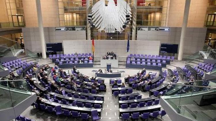 Almanyada muhalefet hakları güçlendiriliyor