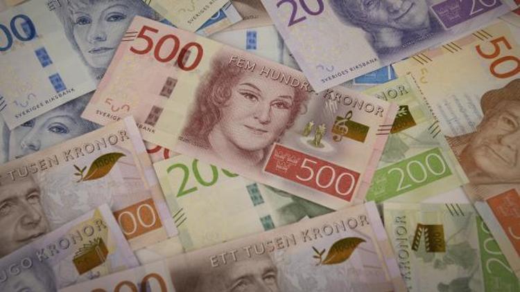 İsveç, paralarını değiştiriyor