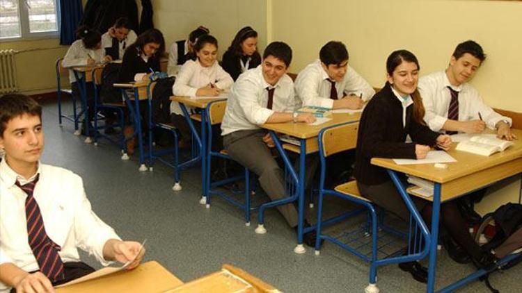 Lise İngilizce taslak öğretim programları görüşlere ve önerilere açıldı