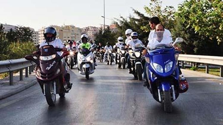 Motosiklet tutkunları İzmirde buluştu