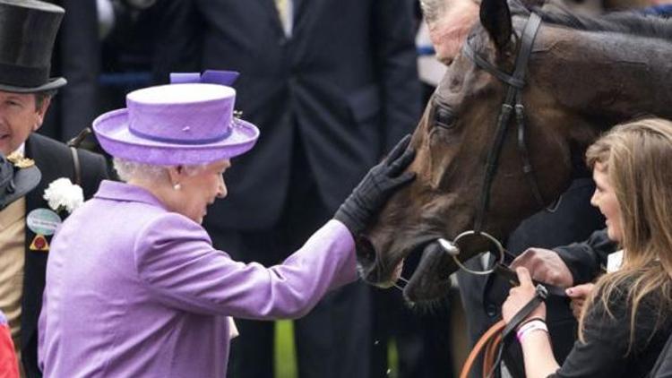İngiltere kraliçesi 2. Elizabethin atı dopingli çıktı