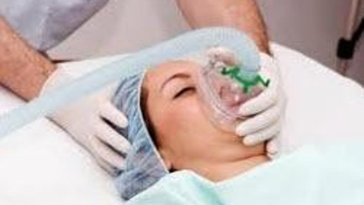 Anestezi alan hastalar için “maske”