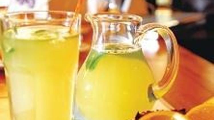 Limonata düğün salonlarından kurtuldu ve tahtını geri aldı