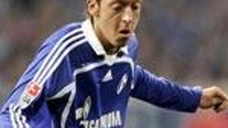 Mesut Özil Schalkeden ayrılıyor