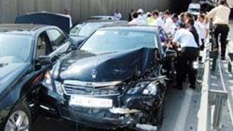 Türkmenistan Devlet Başkanının konvoyunda kaza