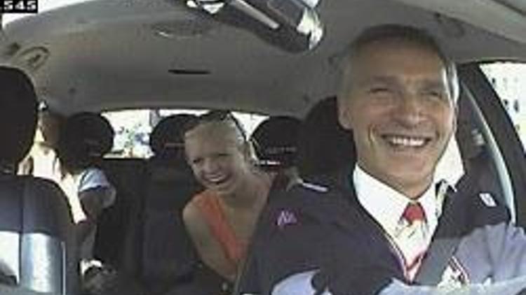 Norveç Başbakanı bir günlüğüne taksi şoförü oldu