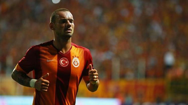 Galatasarayda Sneijder sorunu çözüldü