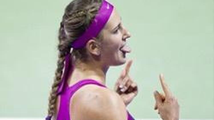 Azarenka 2de 2 yaptı