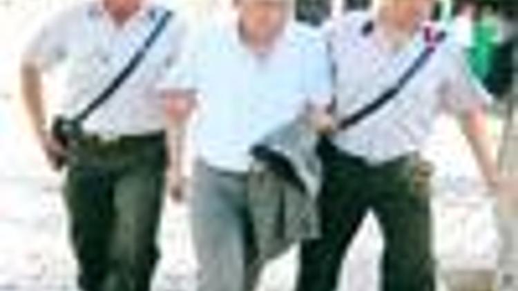Anti-PKK sweep detains 30 in İzmir
