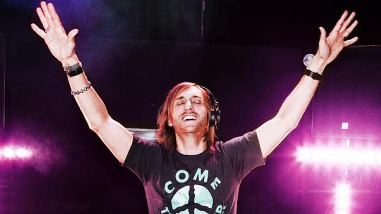 Soruyu bil David Guetta konserine davetiye kazan
