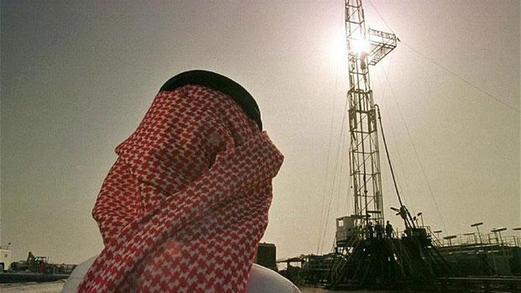 Suudi Arabistanda petrol üretimi rekor kırdı