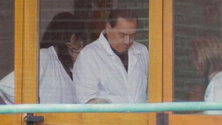 Berlusconinin huzurevi görüntüleri ortaya çıktı