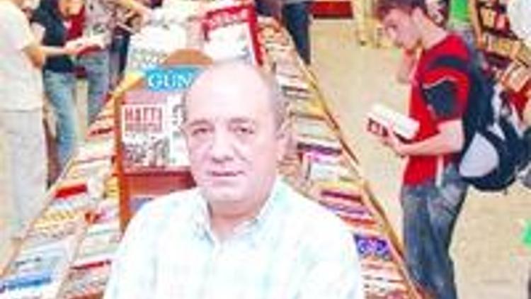 Başkent’in ’Dost’u Akalın kitabın 30 yıllık patronu