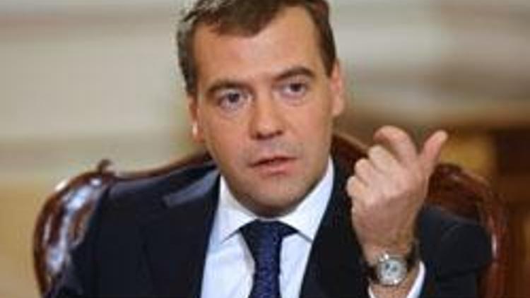 Medvedev: Esad büyük hata yaptı