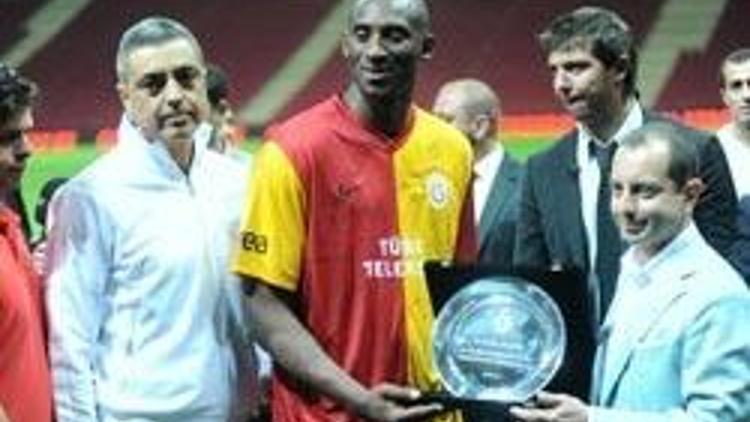 Kobe, Galatasarayı ziyaret etti