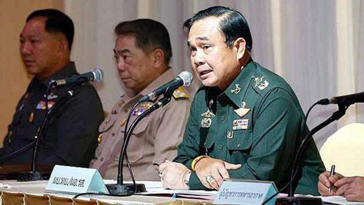 Taylandda sıkıyönetim kalkıyor, diktatör yasası geliyor